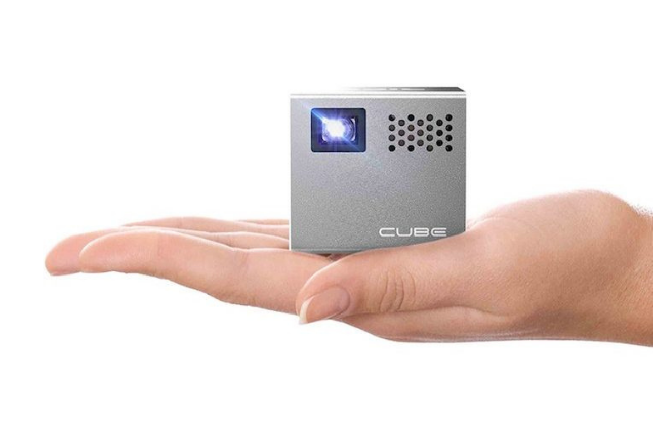 rif6 cube mobile projector